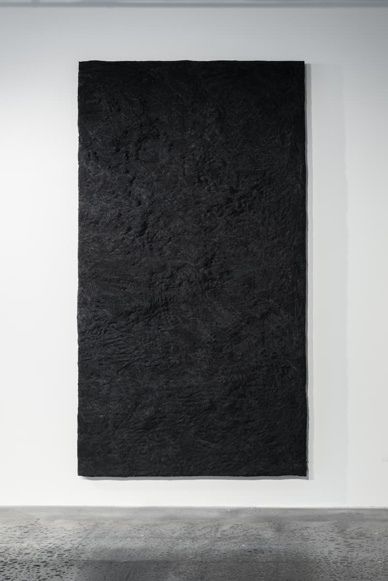 btGush_Wall
